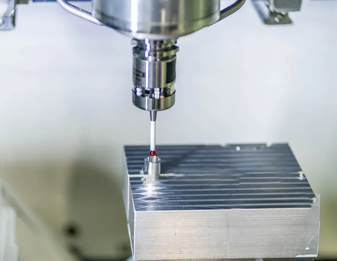 数控车床与精密铣床在模具加工中的选型对比及配置建议正文配图 2